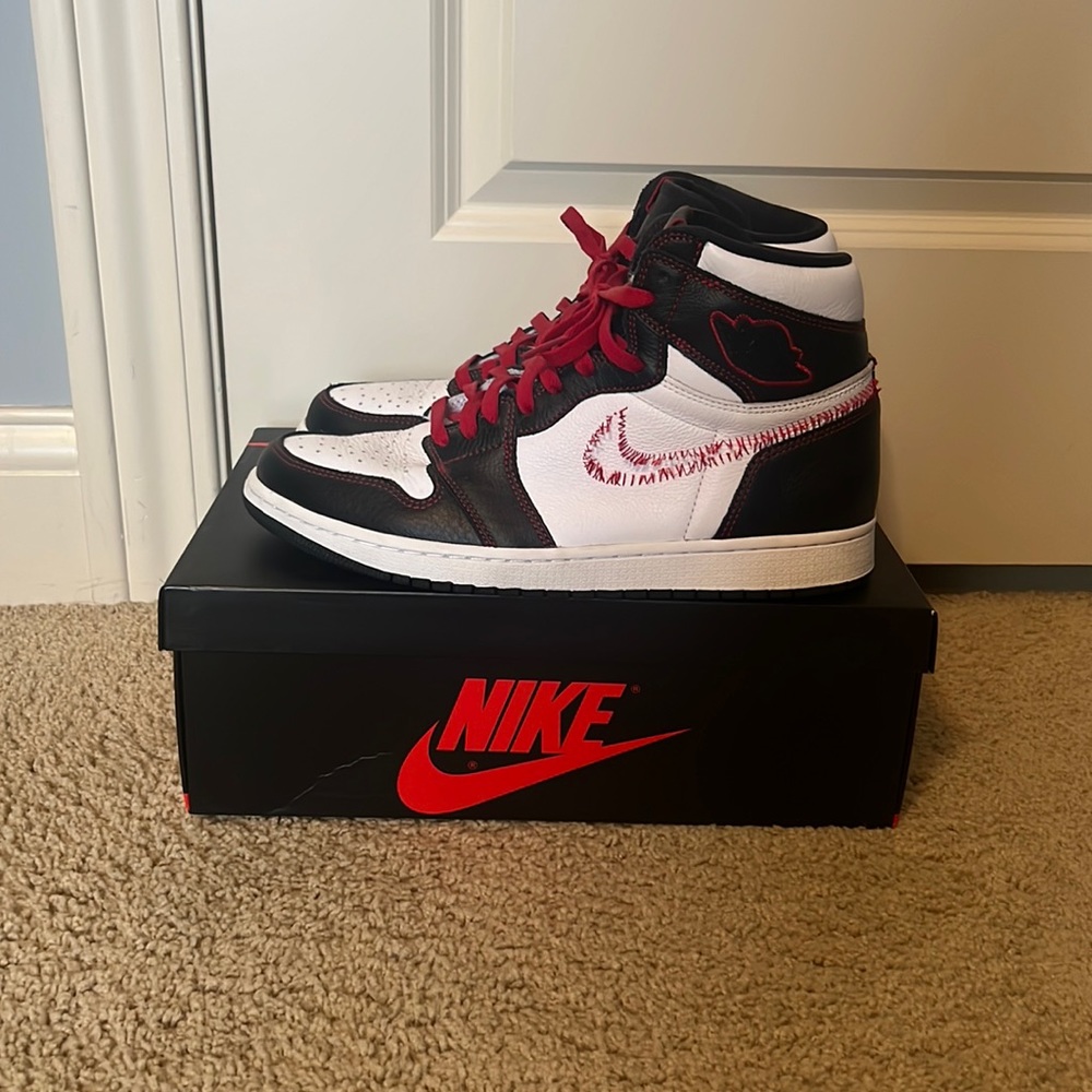 Jordan 1 Retro High Defiant White Black Gym Red Size 11 men’s